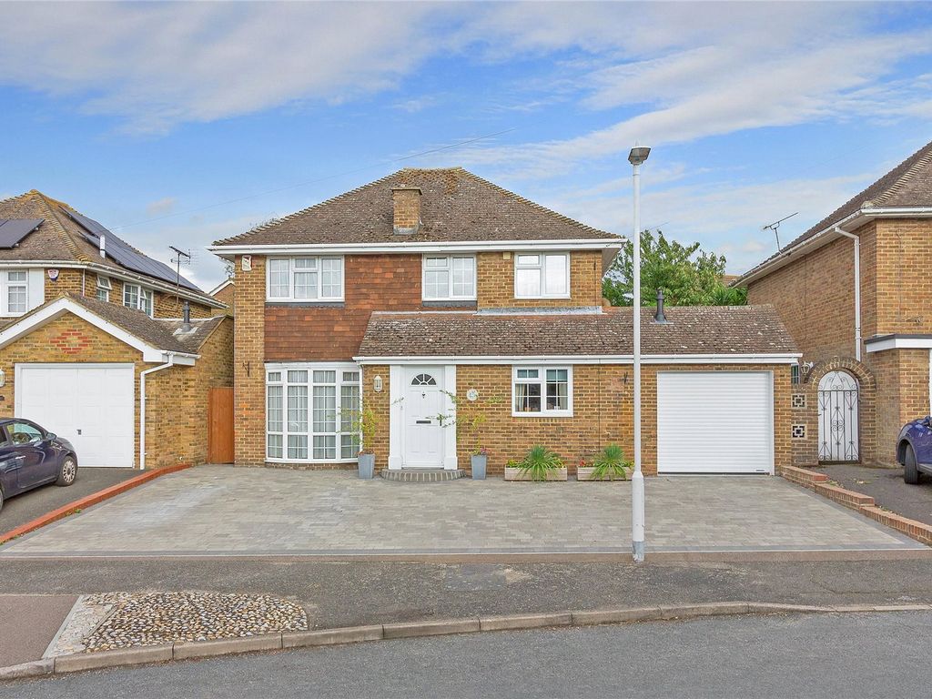 4 bed detached house for sale in Doubleday Drive, Bapchild, Sittingbourne, Kent ME9, £550,000