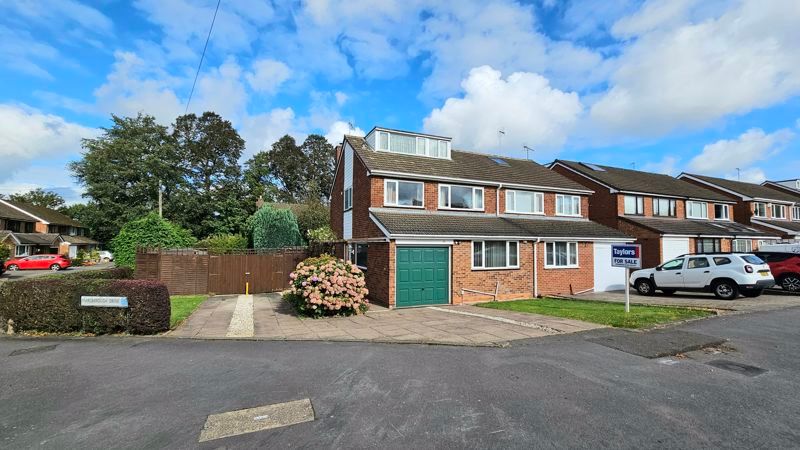 4 bed semi-detached house for sale in Stourbridge, Oldswinford, Swinford Road DY8, £375,000