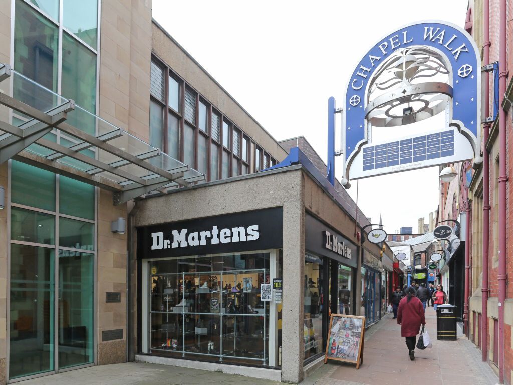 Retail premises to let in Chapel Walk, Sheffield S1, £20,000 pa