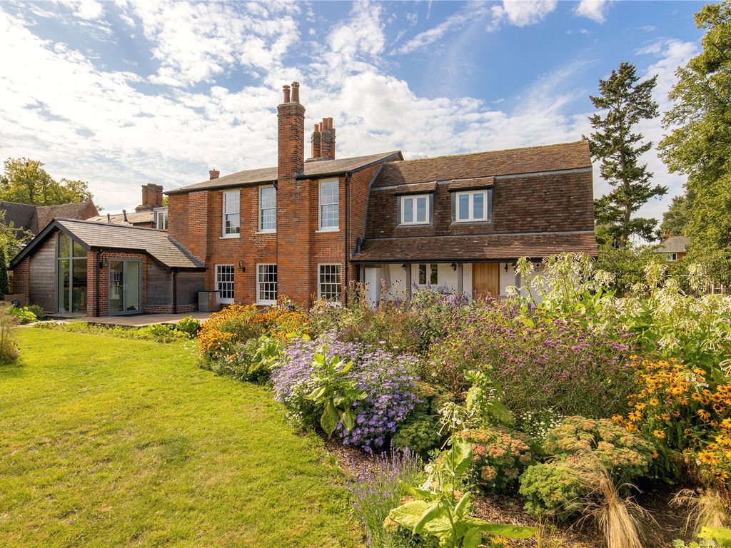 5 bed detached house for sale in Cambridge Road, Girton, Cambridge, Cambridgeshire CB3, £1,950,000