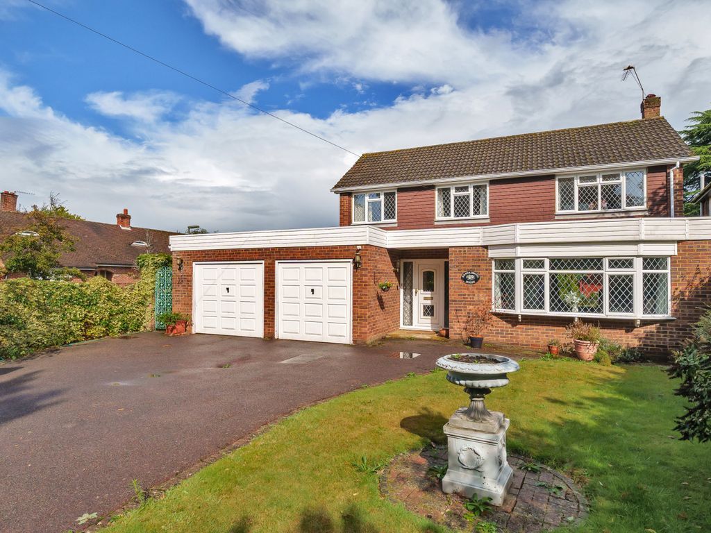 4 bed detached house for sale in Woodham Park Way, Woodham KT15, £975,000