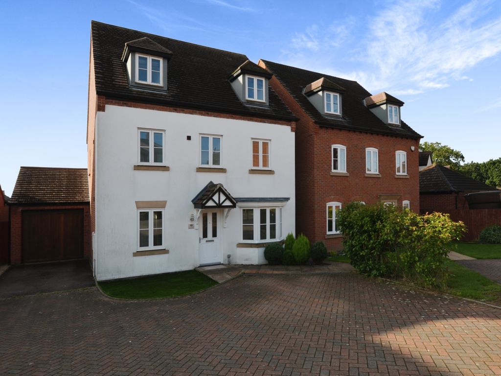 5 bed detached house for sale in Horseshoe Crescent, Great Barr B43, £425,000