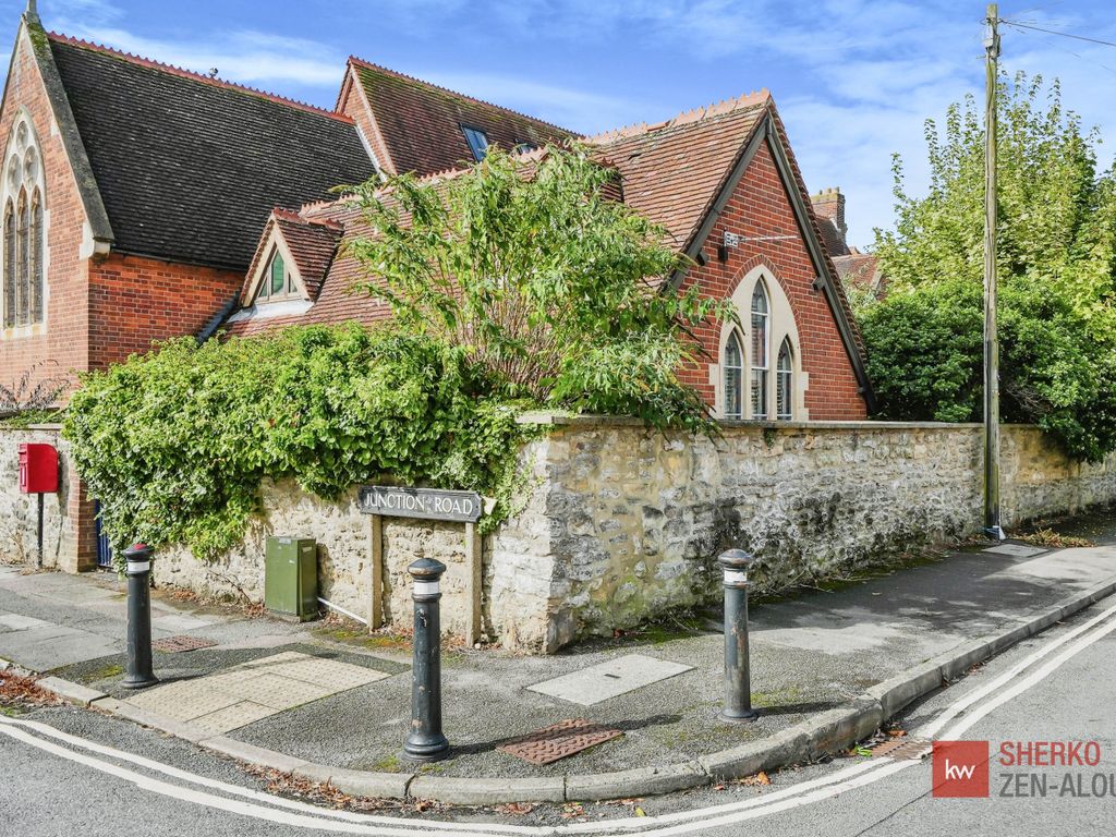 2 bed detached house for sale in Temple Cloisters, Junction Road, Oxford OX4, £360,000