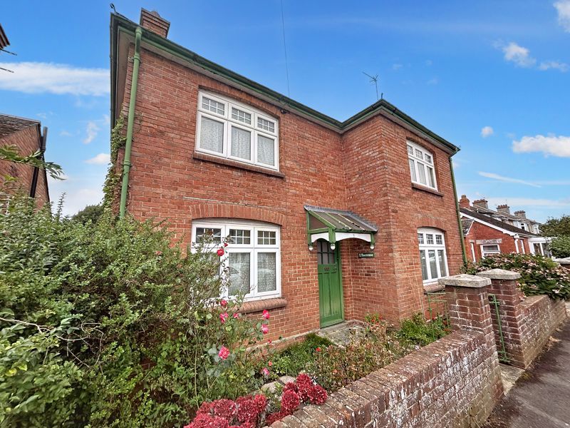 3 bed detached house for sale in Jesty