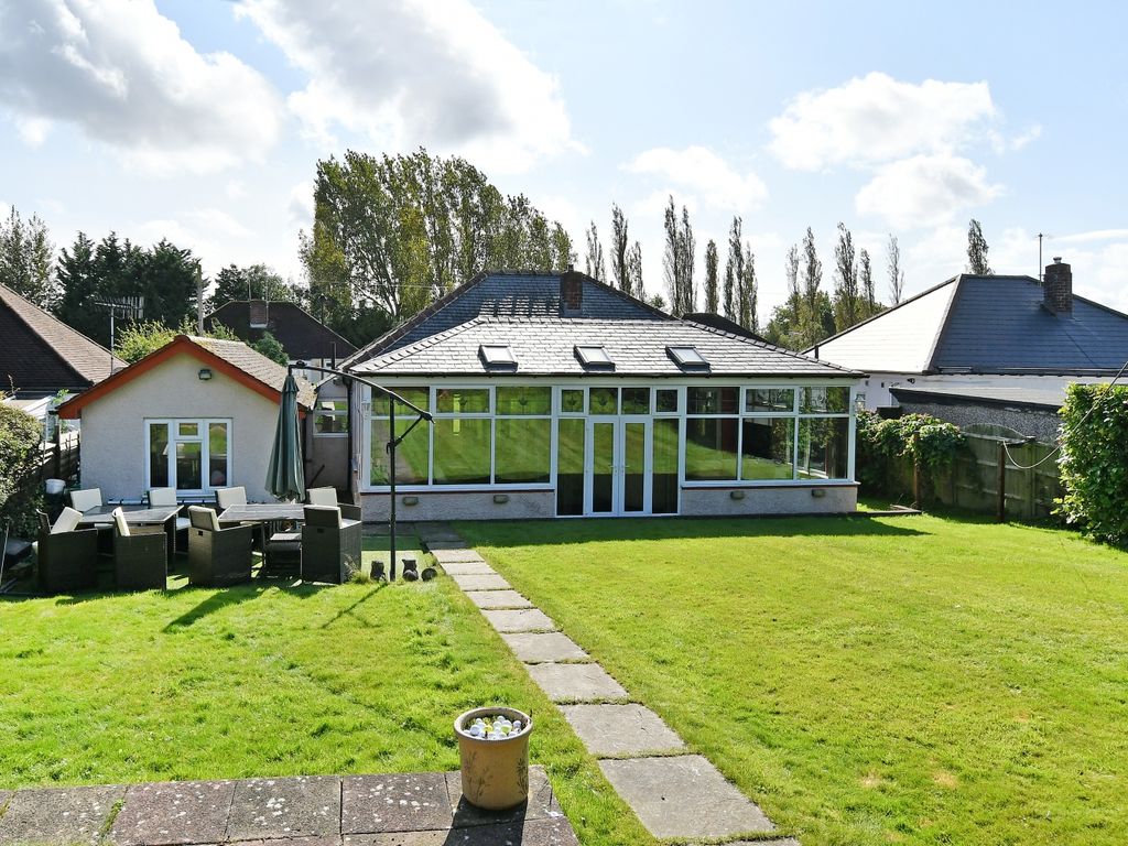 3 bed bungalow for sale in Edmund Avenue, Bradway S17, £385,000