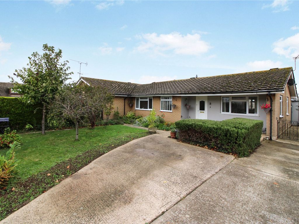 3 bed bungalow for sale in Fordwater Gardens, Arundel, West Sussex BN18, £380,000