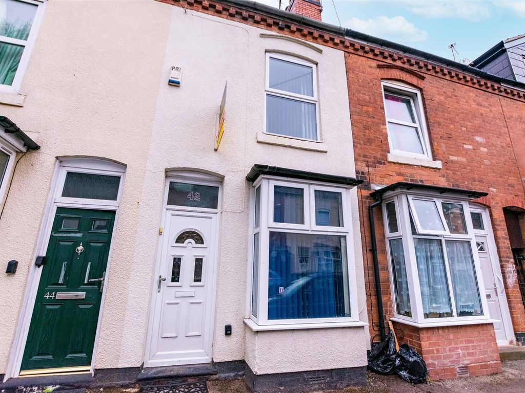 4 bed property for sale in George Road, Selly Oak B29, £345,000