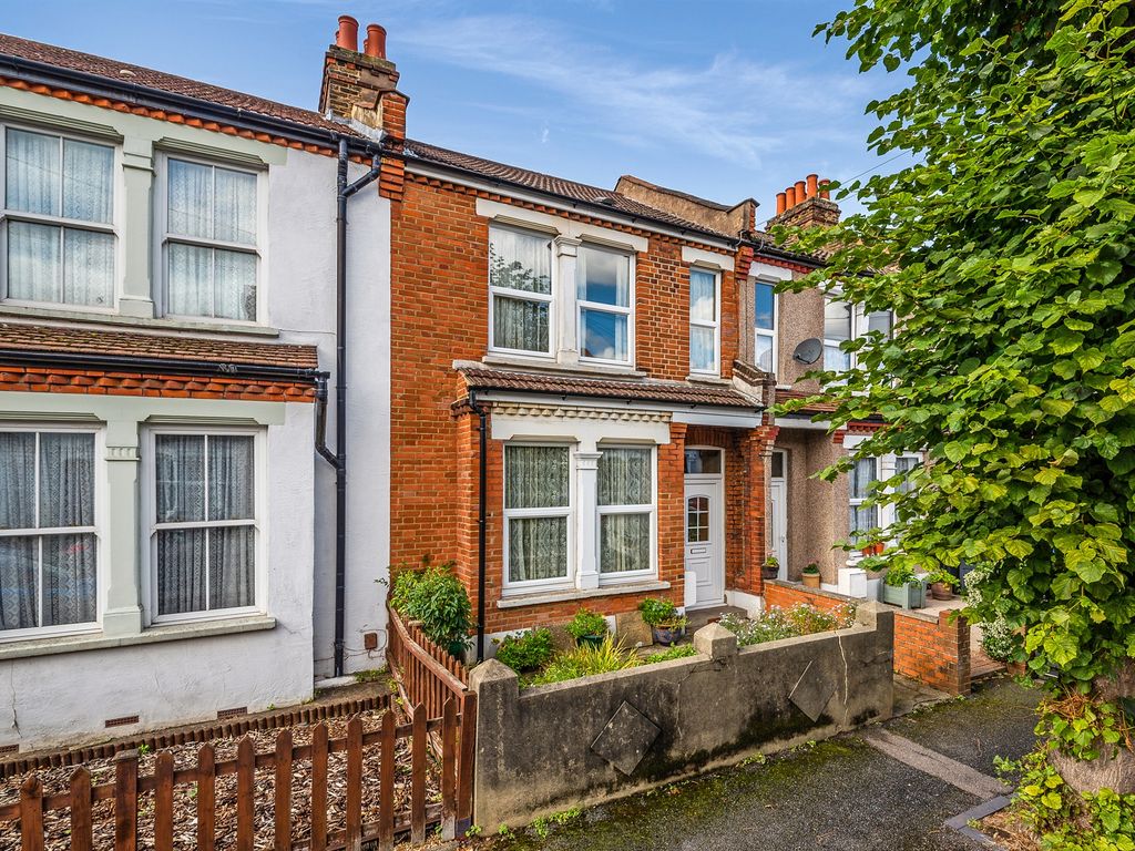 3 bed terraced house for sale in Upton Road, Thornton Heath CR7, £400,000