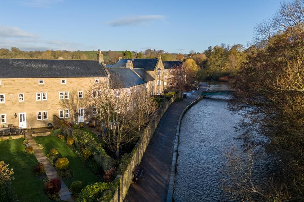 4 bed town house for sale in Riverside Crescent, Bakewell DE45, £795,000