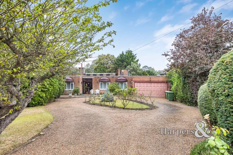 5 bed property for sale in Hill Crescent, Bexley DA5, £900,000