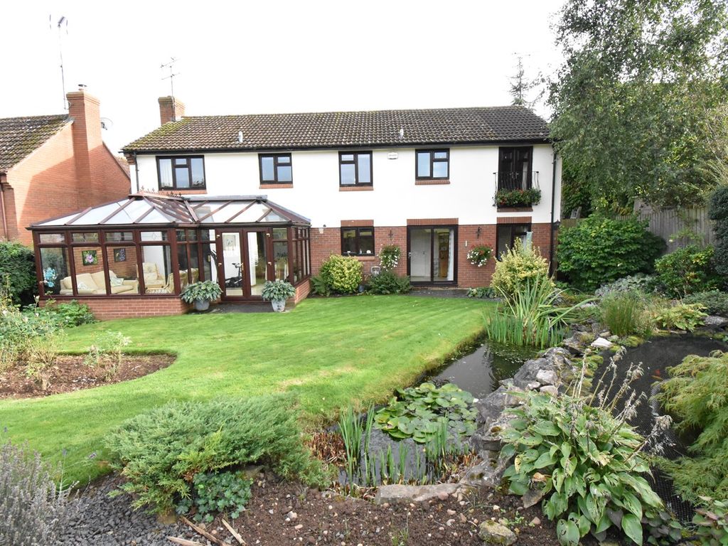 5 bed detached house for sale in Mayalls Close, Tirley, Gloucester GL19, £625,000