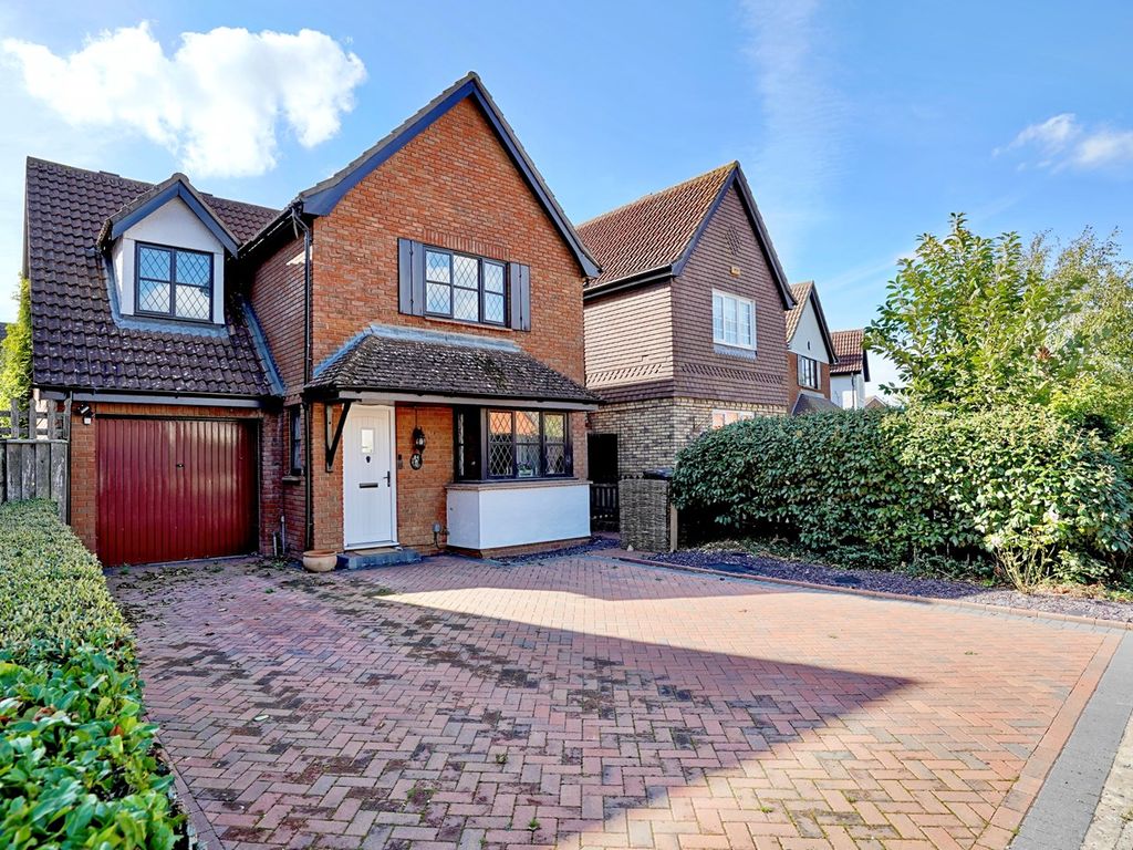3 bed detached house for sale in Owl Way, Hartford, Huntingdon PE29, £380,000