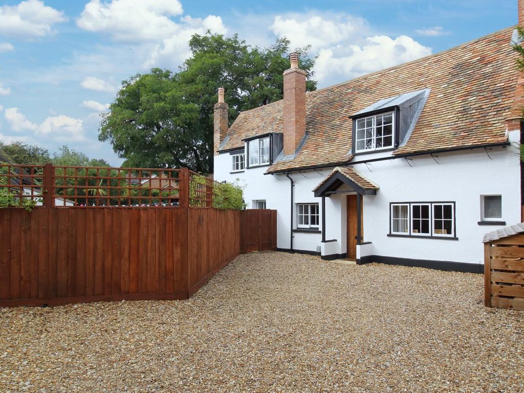 3 bed cottage for sale in Eaton Ford Green, Eaton Ford, St. Neots PE19, £600,000