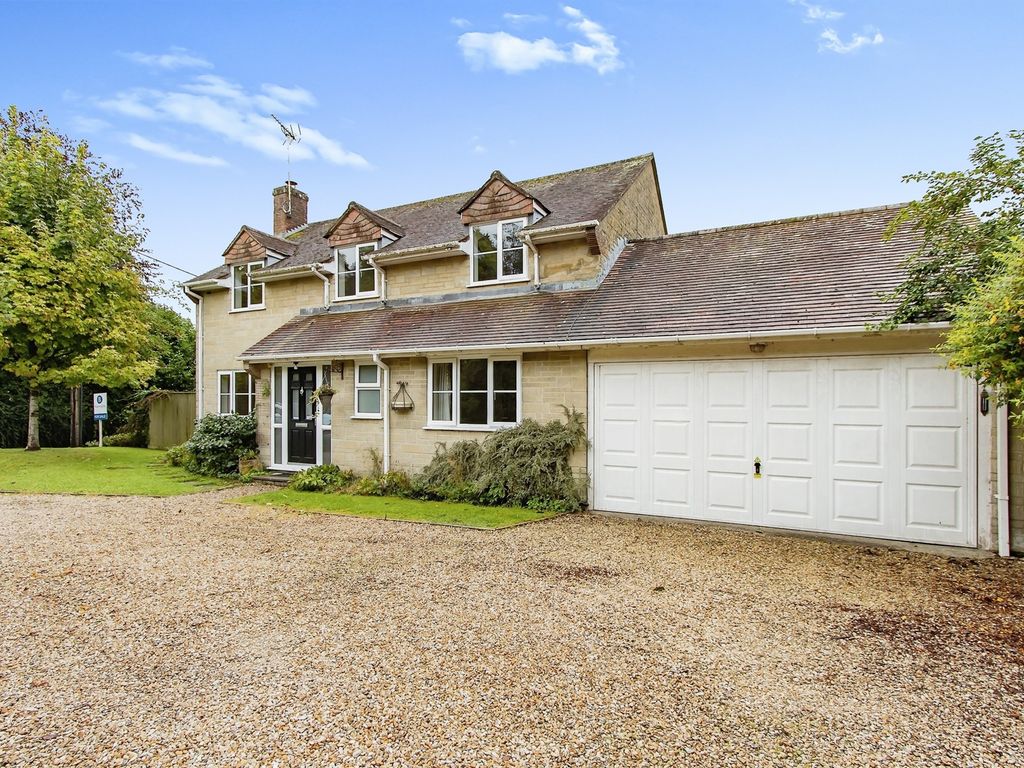 4 bed detached house for sale in St. Johns Hill, Shaftesbury SP7, £600,000