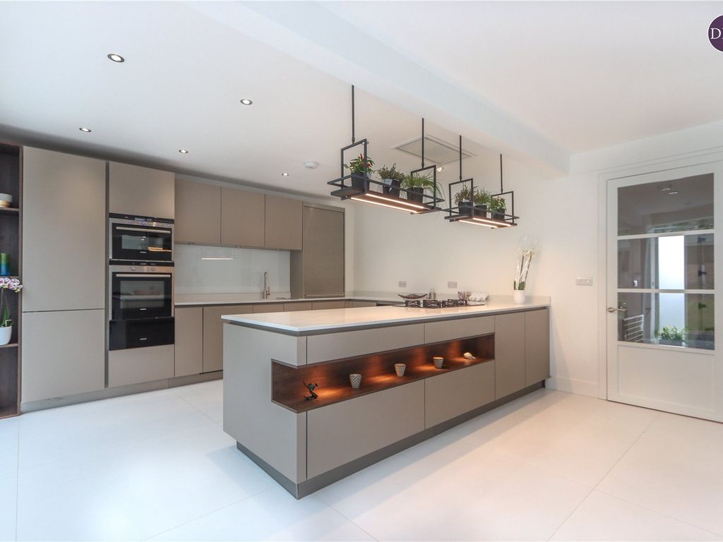 5 bed detached house for sale in Highfield Way, Rickmansworth, Hertfordshire WD3, £1,450,000