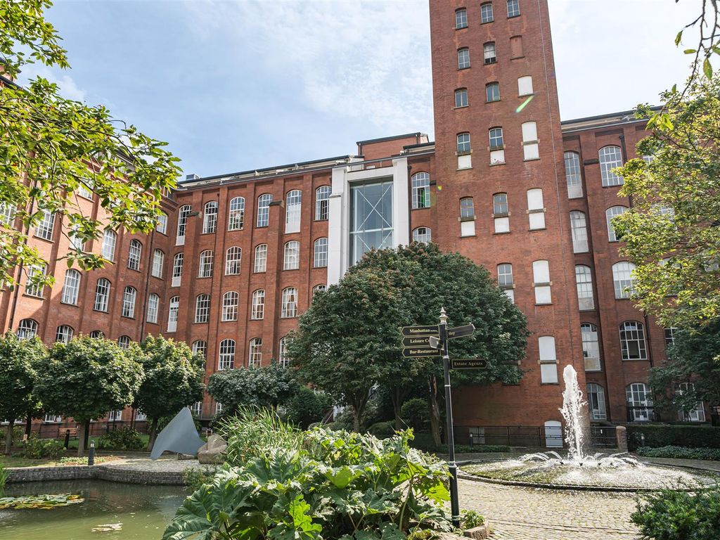 1 bed flat for sale in Fairfield Road, London E3, £375,000