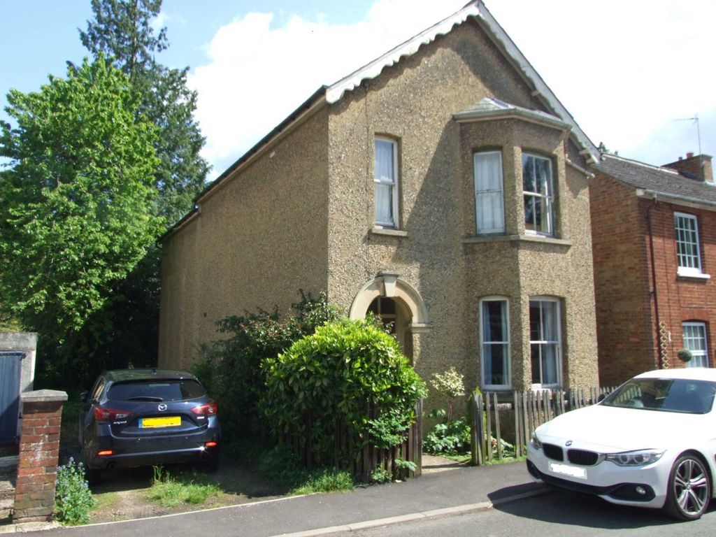 4 bed detached house for sale in Duke Street, Aspley Guise MK17, £475,000