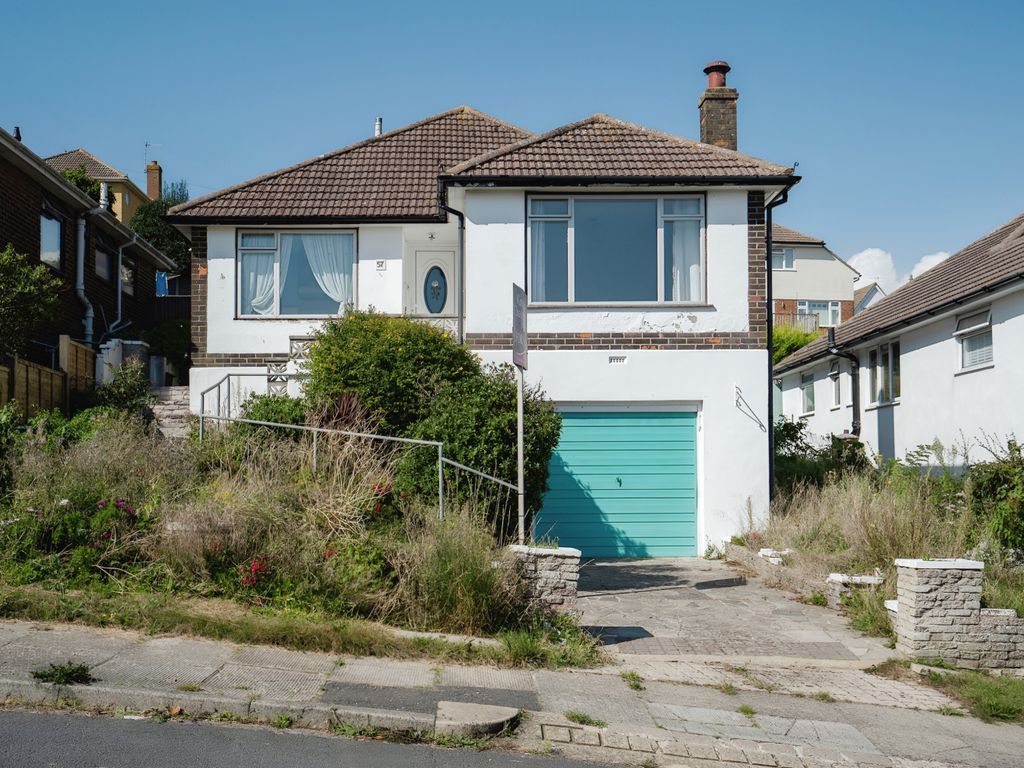 3 bed bungalow for sale in Tumulus Road, Saltdean, Brighton BN2, £450,000