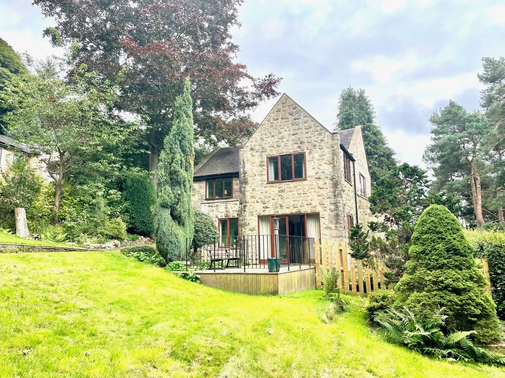 4 bed detached house for sale in Quarry Bank, Matlock DE4, £475,000