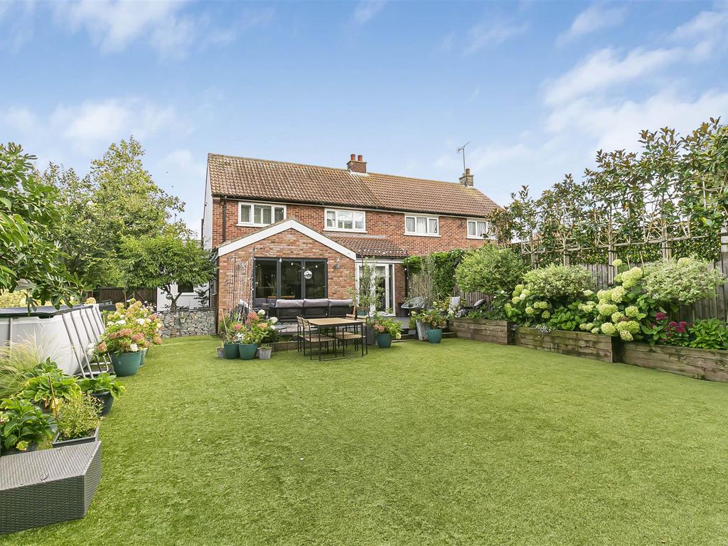 3 bed semi-detached house for sale in Cheveley Road, Newmarket CB8, £439,000