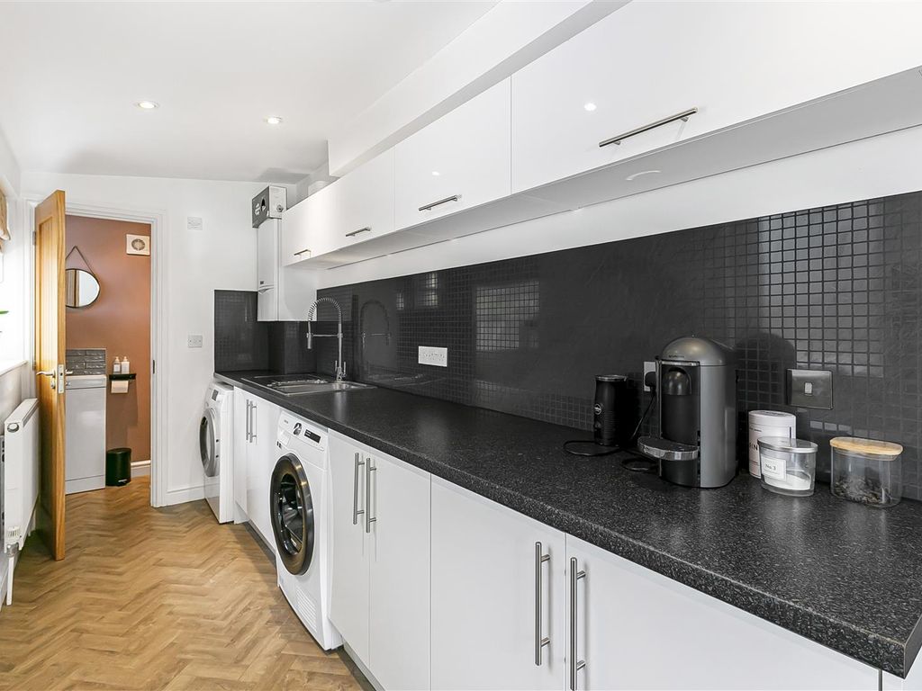 3 bed semi-detached house for sale in Cheveley Road, Newmarket CB8, £439,000