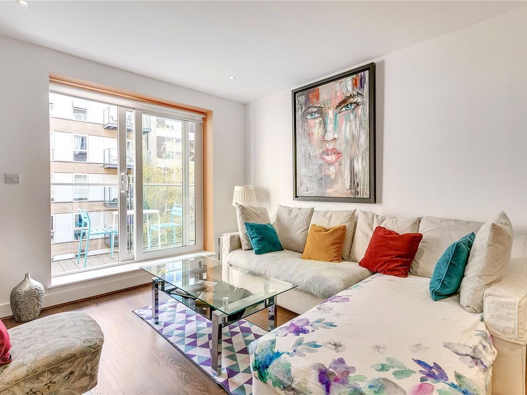 1 bed flat for sale in Napier House, Bromyard Avenue, London W3, £385,000