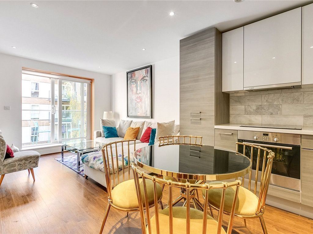 1 bed flat for sale in Napier House, Bromyard Avenue, London W3, £385,000