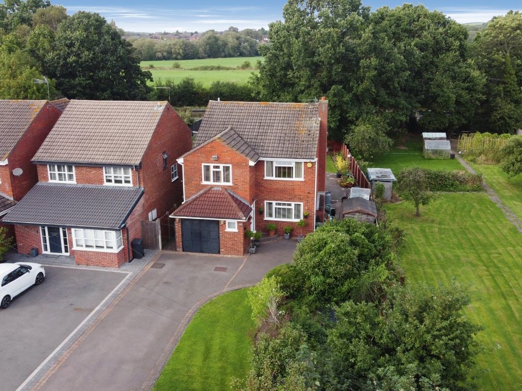 4 bed detached house for sale in Grendon Road, Polesworth, Tamworth B78, £450,000