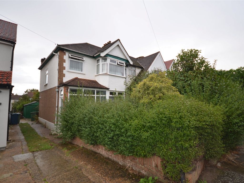 3 bed end terrace house for sale in Fisher Road, Harrow HA3, £500,000