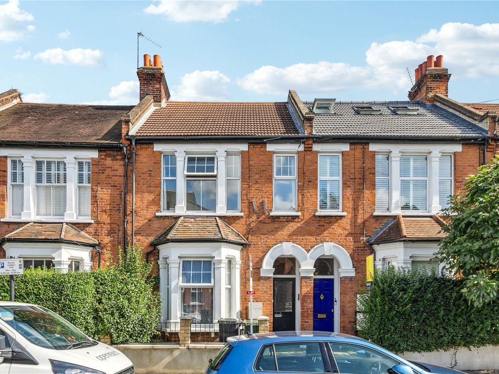 2 bed flat for sale in Cavendish Road, Balham, London SW12, £500,000