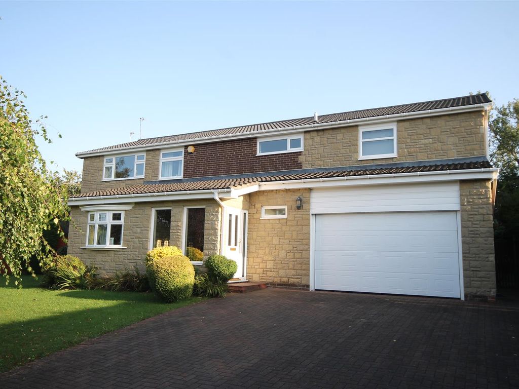 5 bed detached house for sale in Wentworth Court, Darras Hall, Newcastle Upon Tyne NE20, £625,000