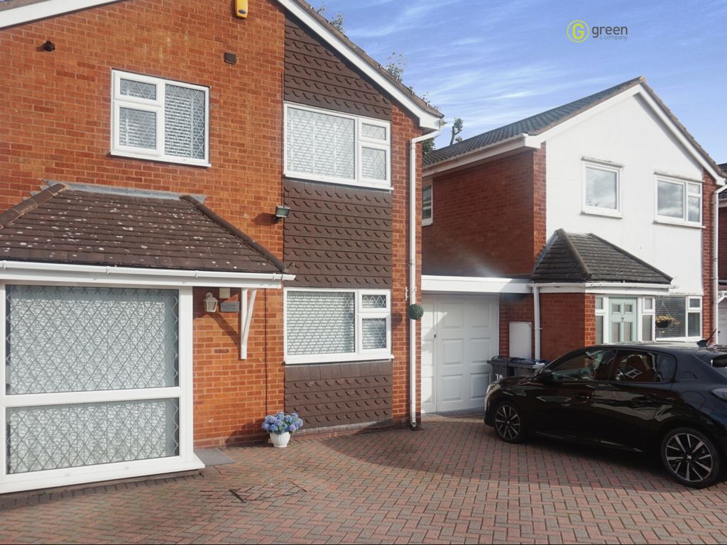 3 bed link-detached house for sale in Squires Croft, Walmley, Sutton Coldfield B76, £362,500