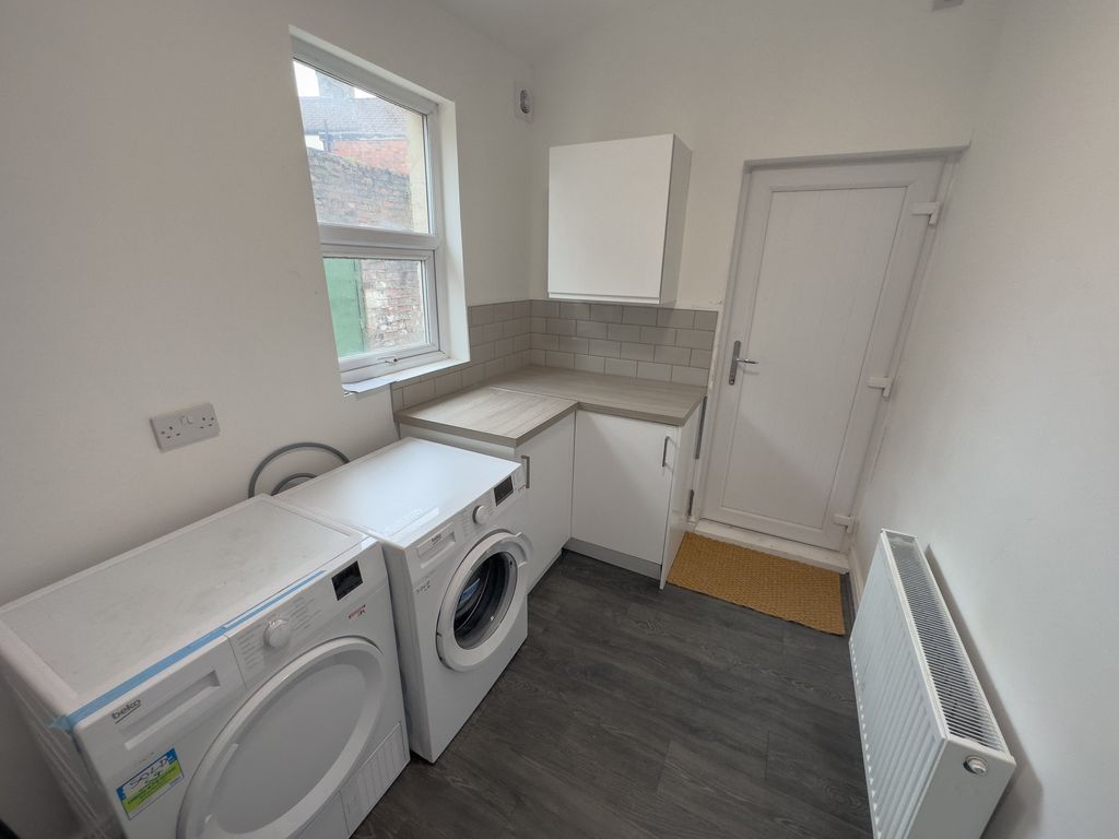 3 bed shared accommodation to rent in Walton Village, Walton, Liverpool L4, £542 pcm