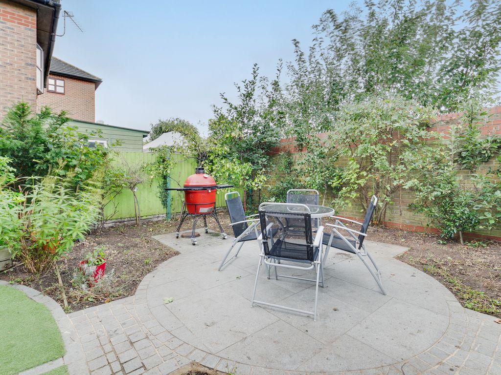 3 bed semi-detached house for sale in Bartlett Close, London E14, £800,000