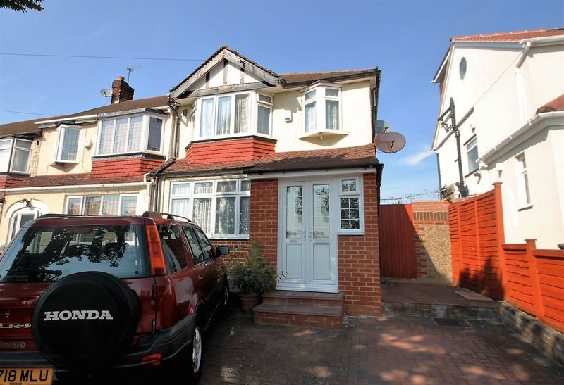 3 bed terraced house for sale in Carr Road, Northolt UB5, £530,000