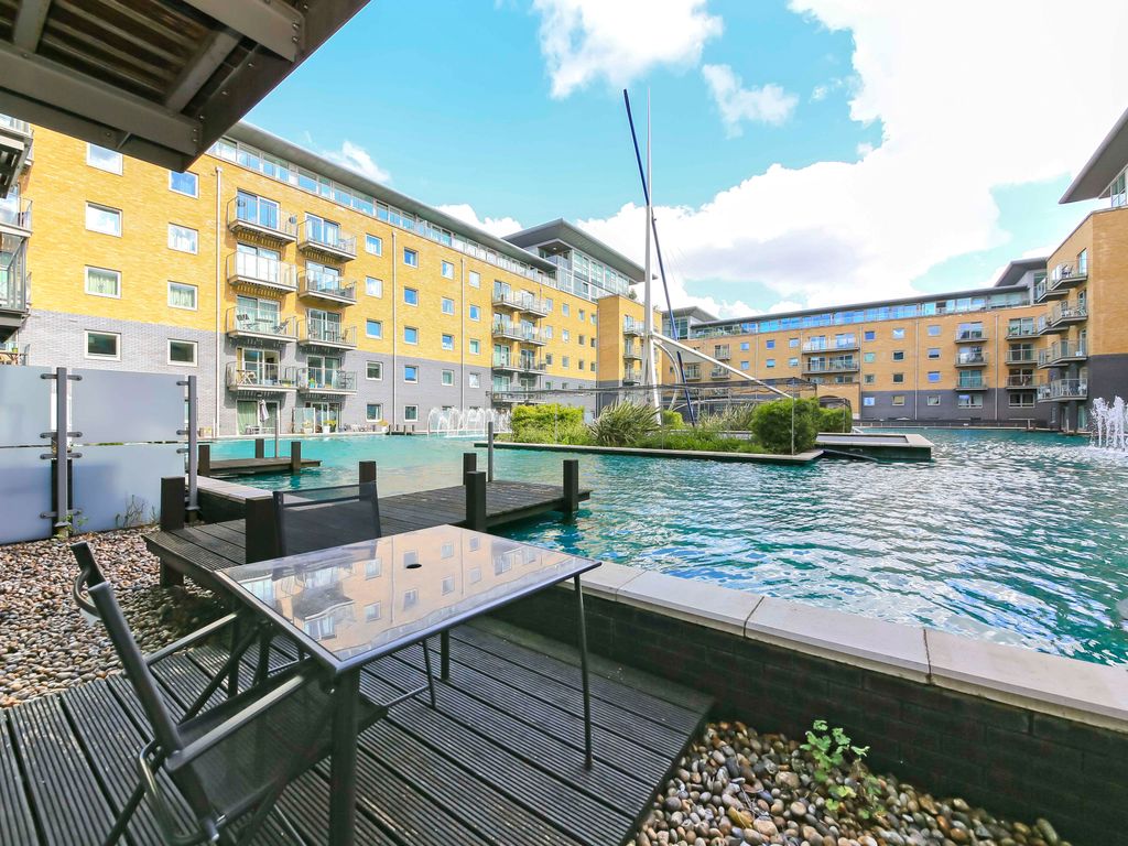 2 bed flat for sale in Building 50, Argyll Road, Royal Arsenal SE18, £475,000