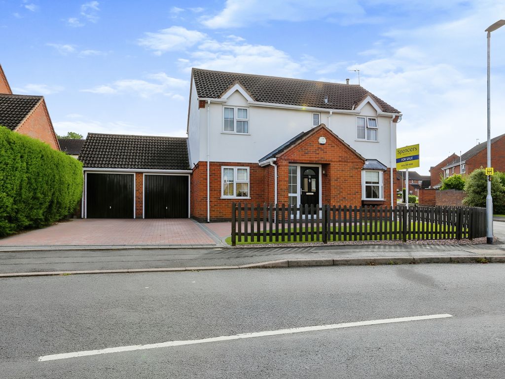 4 bed detached house for sale in Foston Gate, Wigston, Leicestershire LE18, £450,000