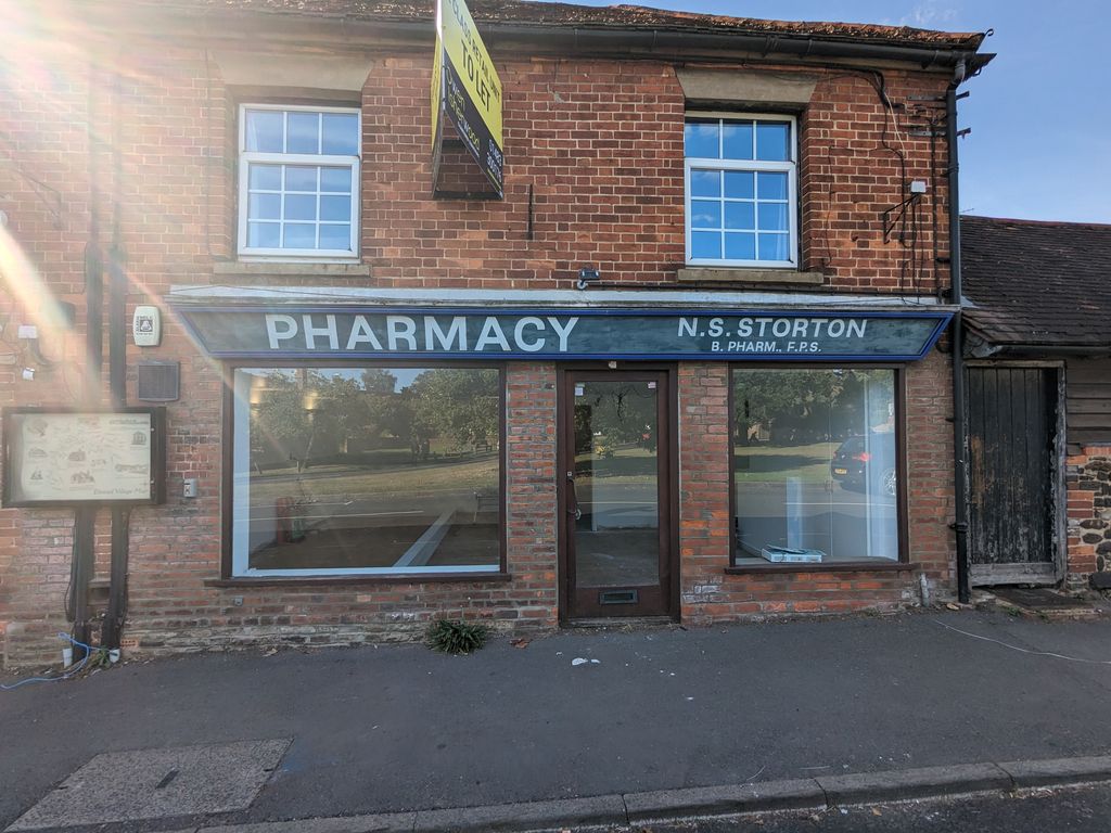 Retail premises to let in The Green, Surgery, Thursley Road, Elstead GU8, £15,500 pa