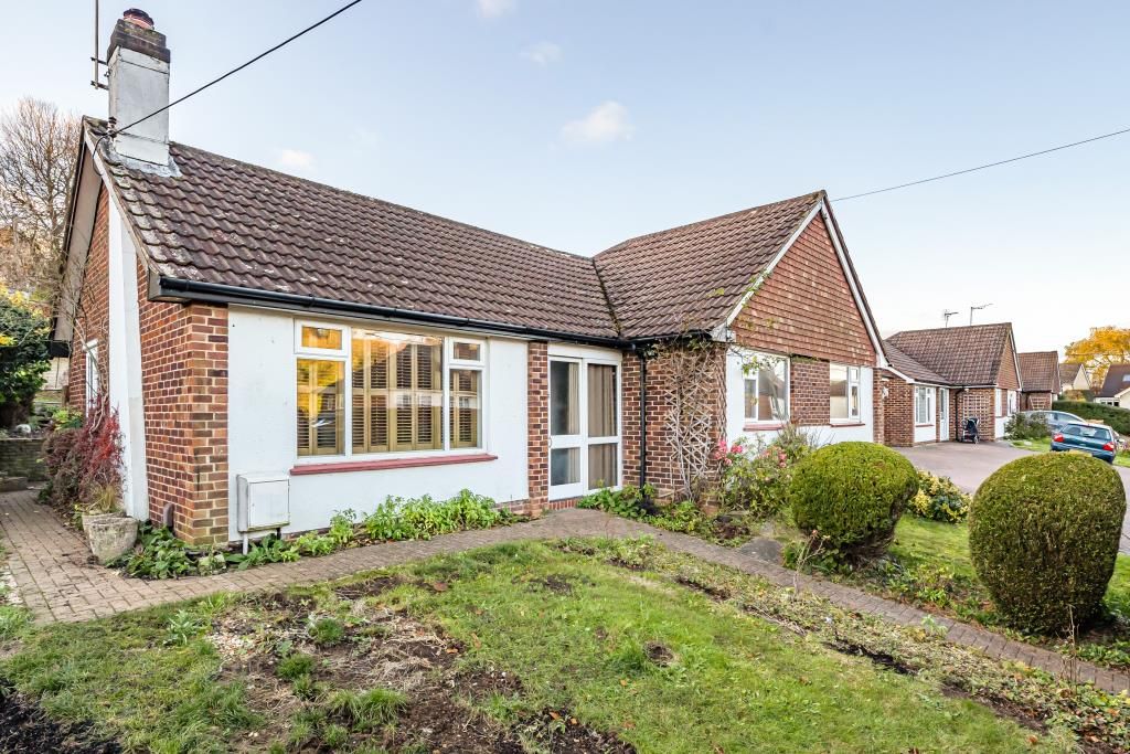 2 bed bungalow for sale in Chesham, Buckinghamshire HP5, £450,000