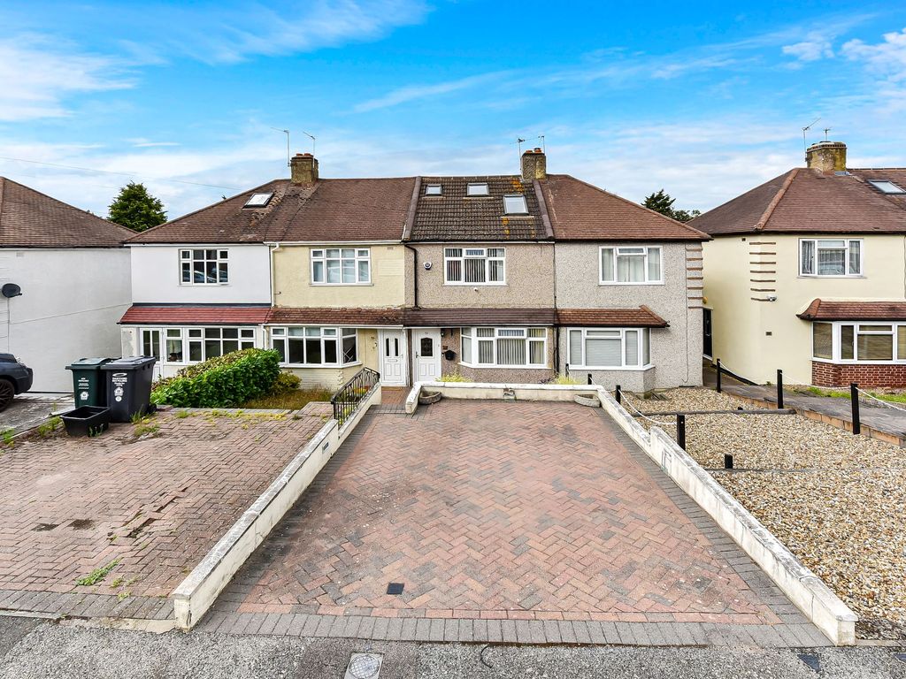 3 bed terraced house for sale in Ashen Drive, Dartford DA1, £375,000