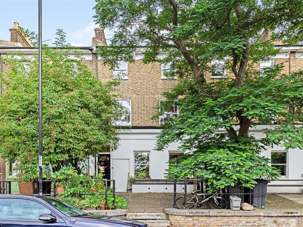 1 bed flat for sale in Upper Brockley Road, London SE4, £390,000