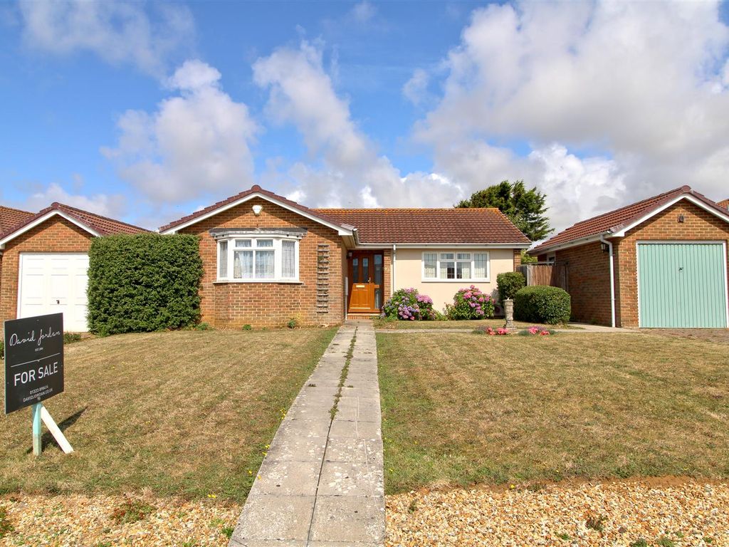 2 bed detached bungalow for sale in Clementine Avenue, Seaford BN25, £485,000