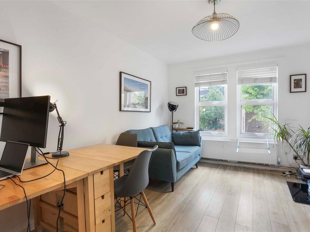 1 bed flat for sale in Warrender Road, London N19, £425,000