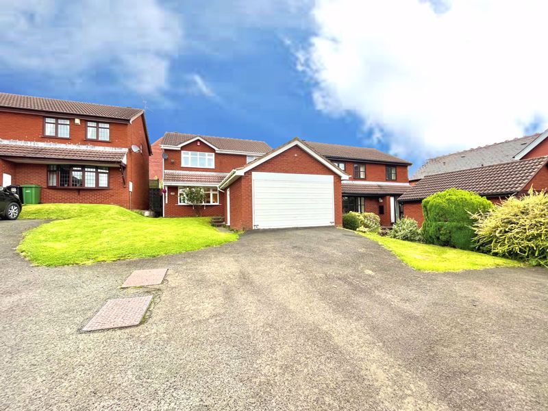 4 bed detached house for sale in Church Road, Netherton, Dudley. DY2, £399,995