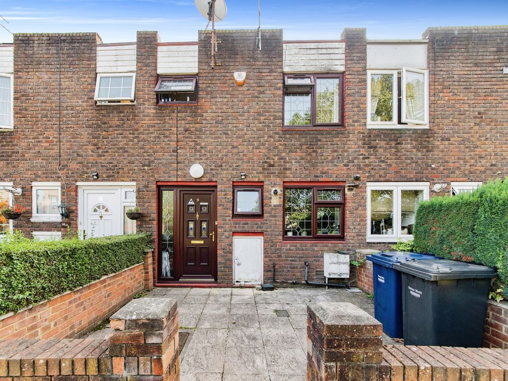 3 bed terraced house for sale in Lower Strand, London NW9, £450,000