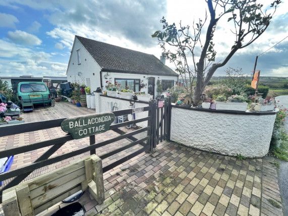 4 bed cottage for sale in Cranstal, Bride IM7, £575,000