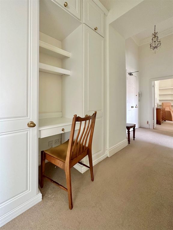 2 bed flat for sale in Great Pulteney Street, Bathwick, Bath BA2, £600,000