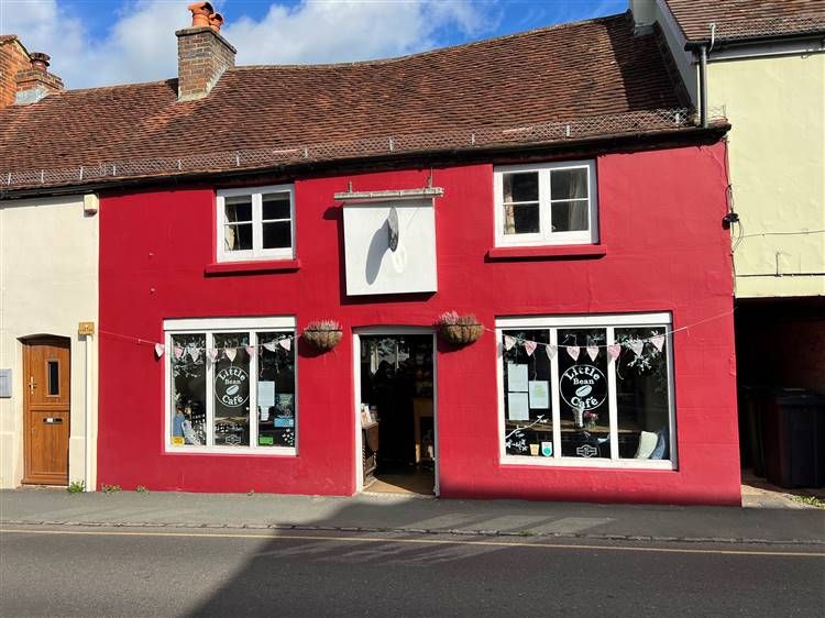 Commercial property to let in Little Bean Cafe, 46 Lower Street, Pulborough RH20, £10,950 pa