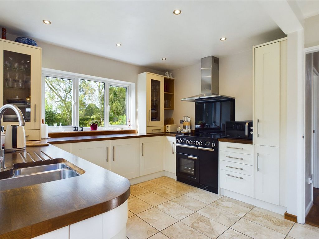4 bed detached house for sale in The Green, Beenham, Reading, Berkshire RG7, £725,000