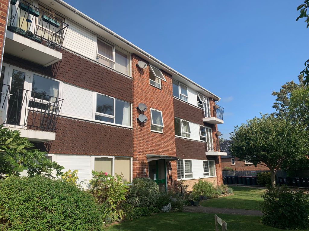 2 bed flat to rent in Maugham Court, Whitstable CT5, £1,095 pcm